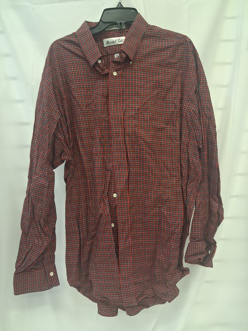Men's Marshall Fields No Iton Stain Resistant Black Shirt Size 17-17.5 (34/35)